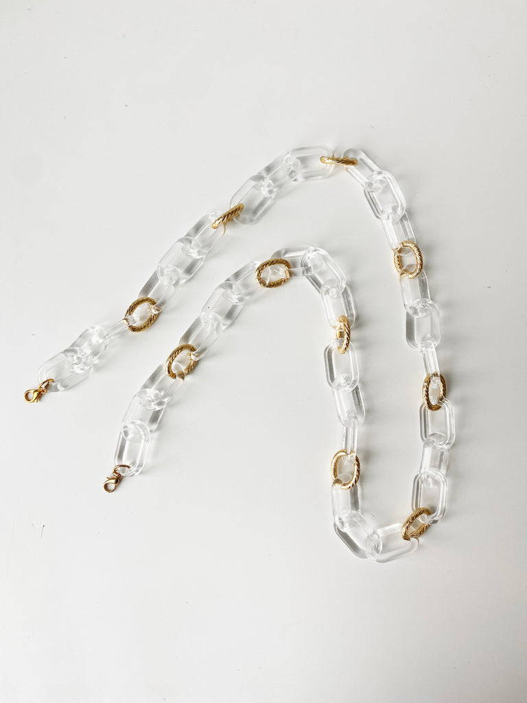 Fashion Mask With Translucent Chain